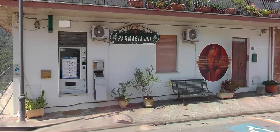 Farmacia Doi - ingresso su Via Umberto I a Gadoni