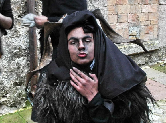 Su Maimoni e il corteo a Gadoni