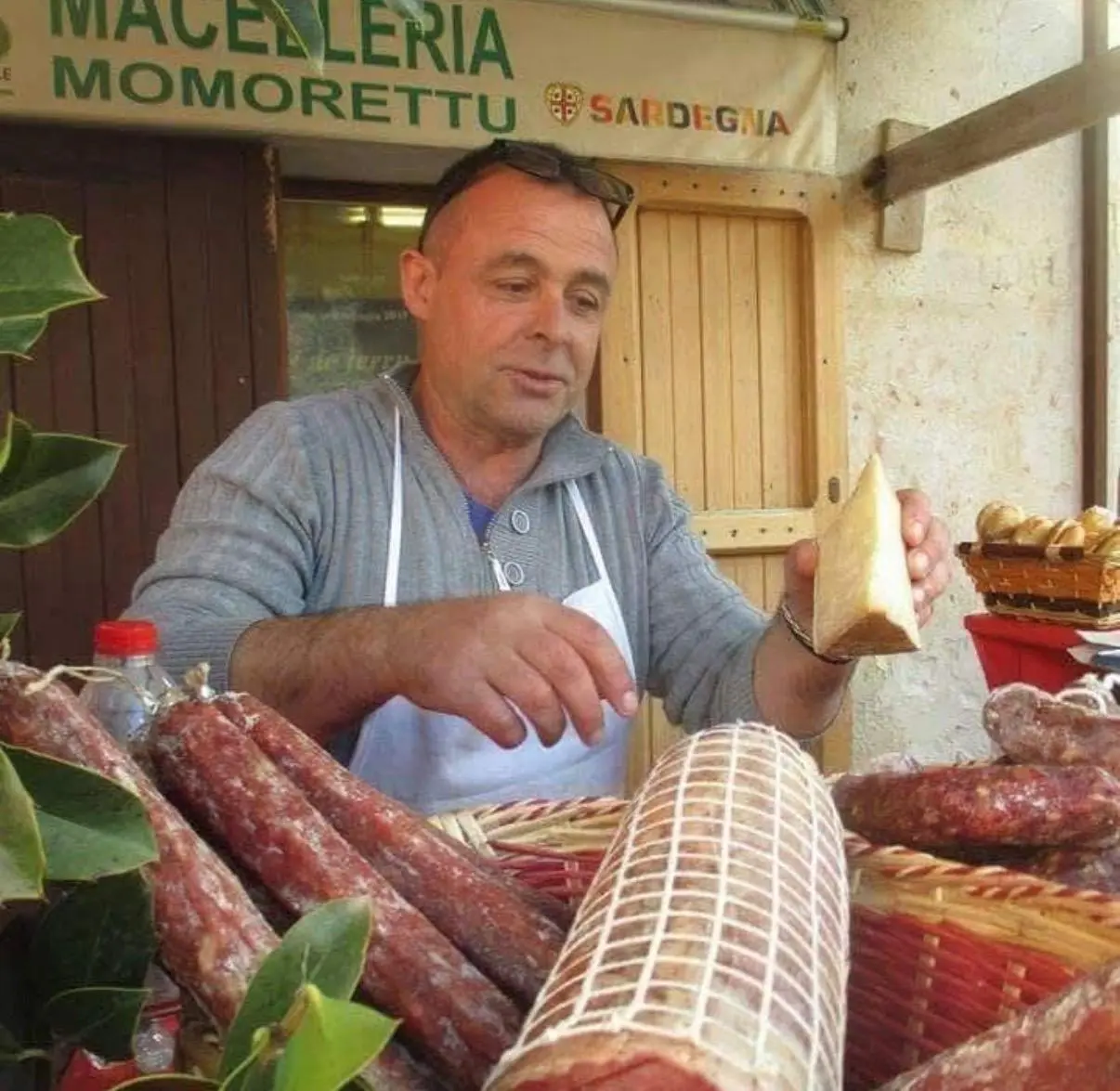 Selezione di tagli locali e prodotti tipici