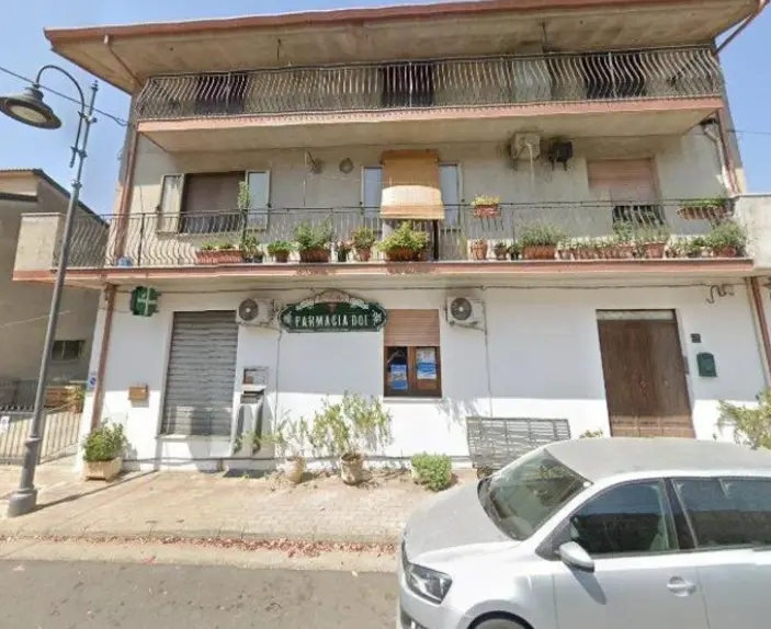 Scaffali con prodotti salute e benessere